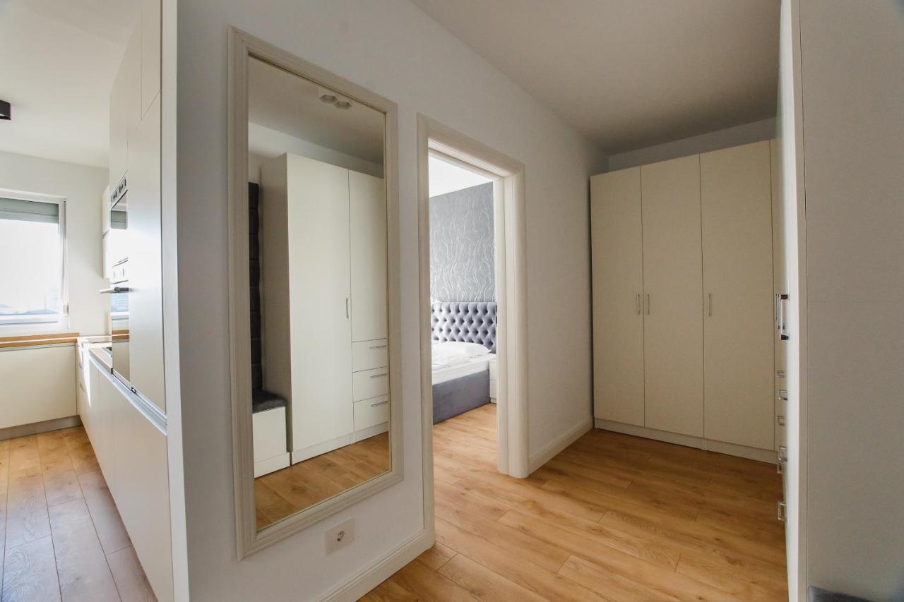 Fantastic Apartment At Prima Residence Oradea Exterior photo
