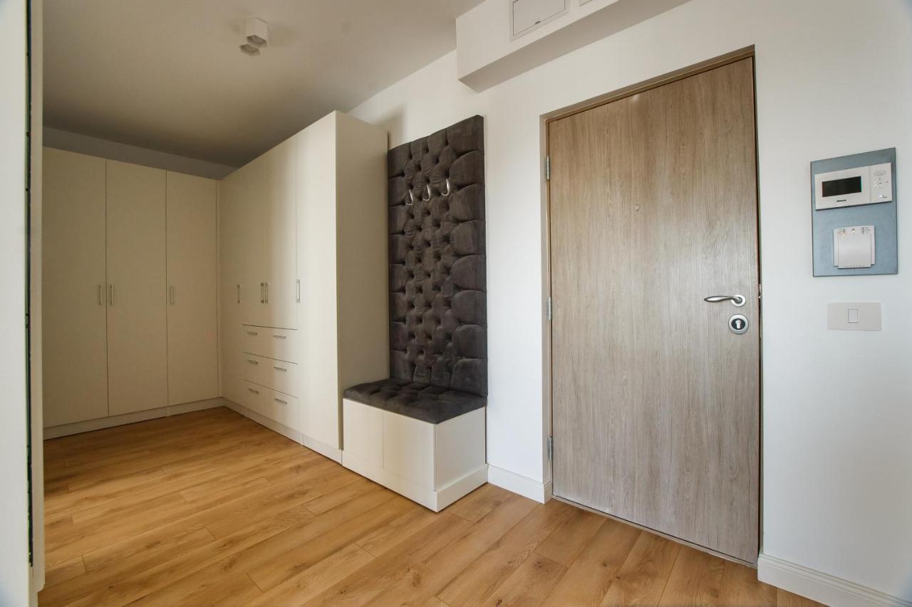 Fantastic Apartment At Prima Residence Oradea Exterior photo